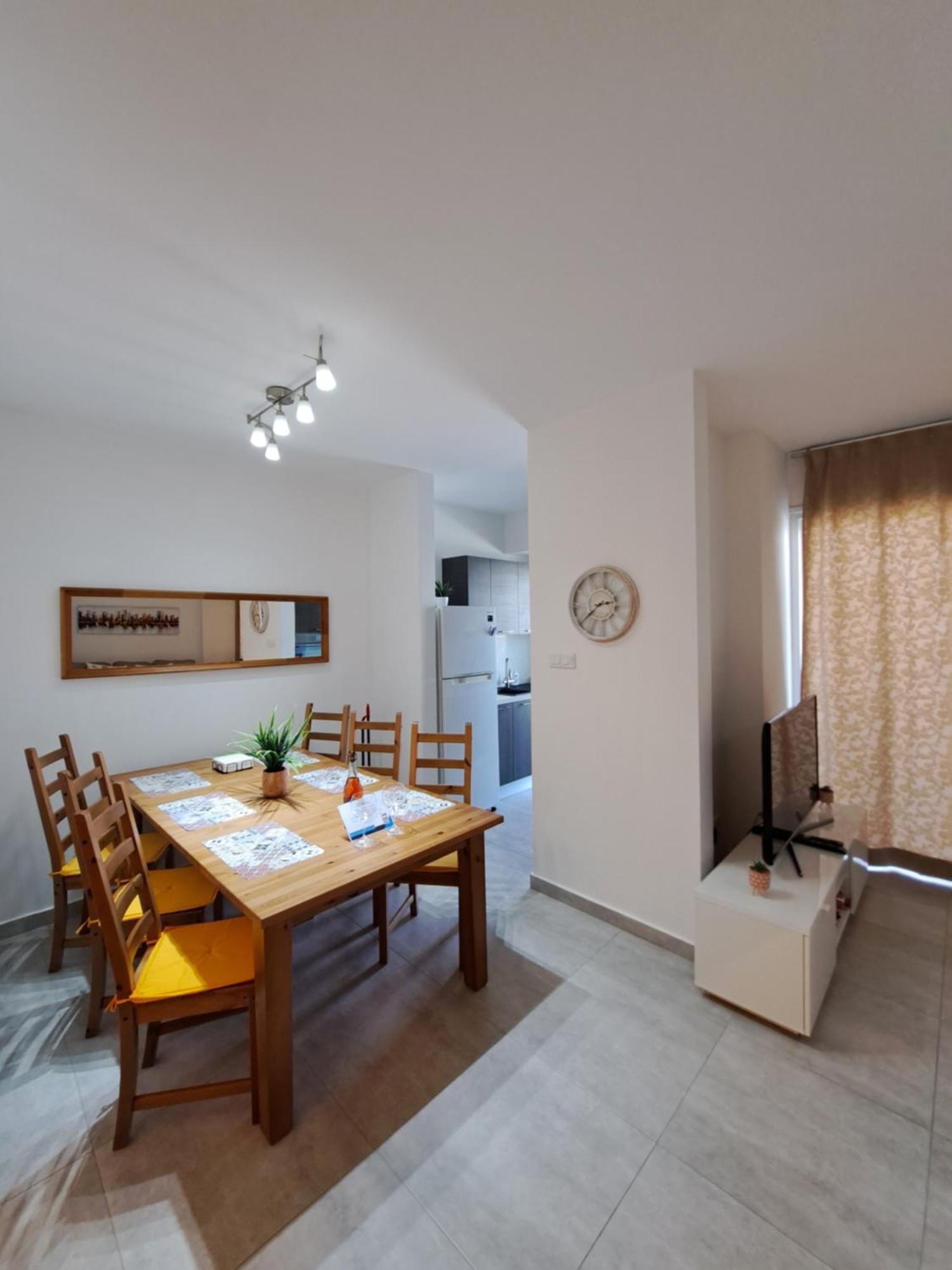 Albert'S Apartment St Lazarus 402 B - First Floor Larnaca Exteriör bild