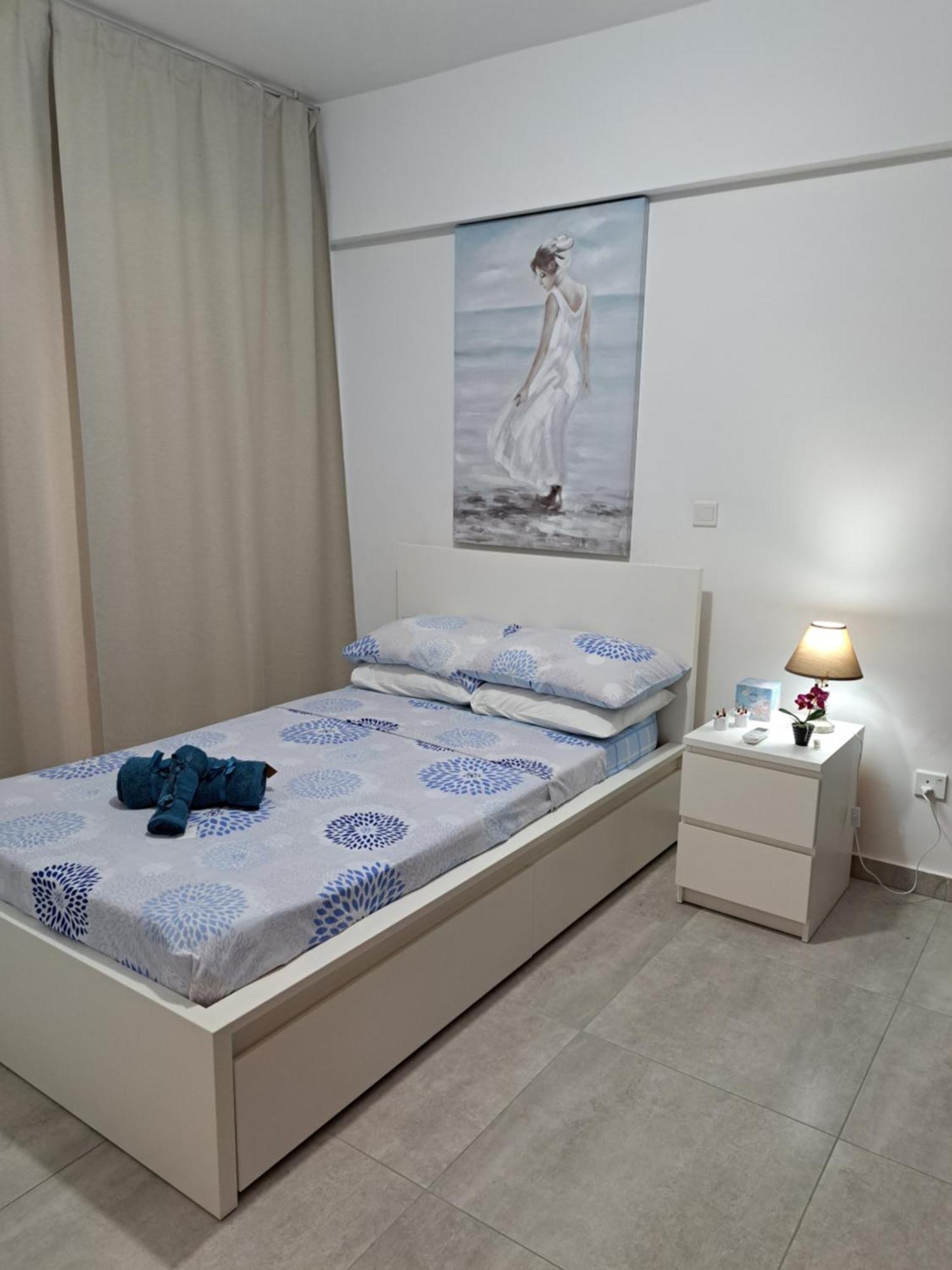 Albert'S Apartment St Lazarus 402 B - First Floor Larnaca Exteriör bild