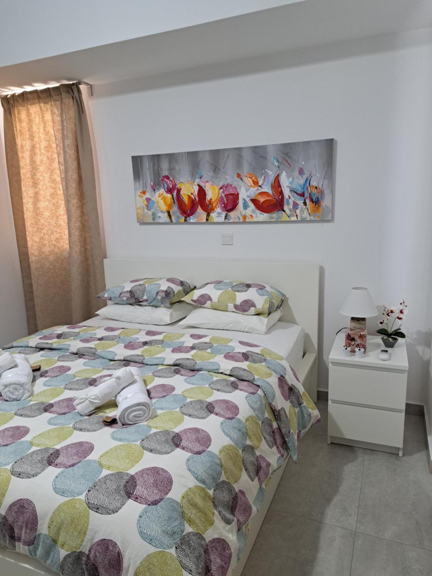 Albert'S Apartment St Lazarus 402 B - First Floor Larnaca Exteriör bild