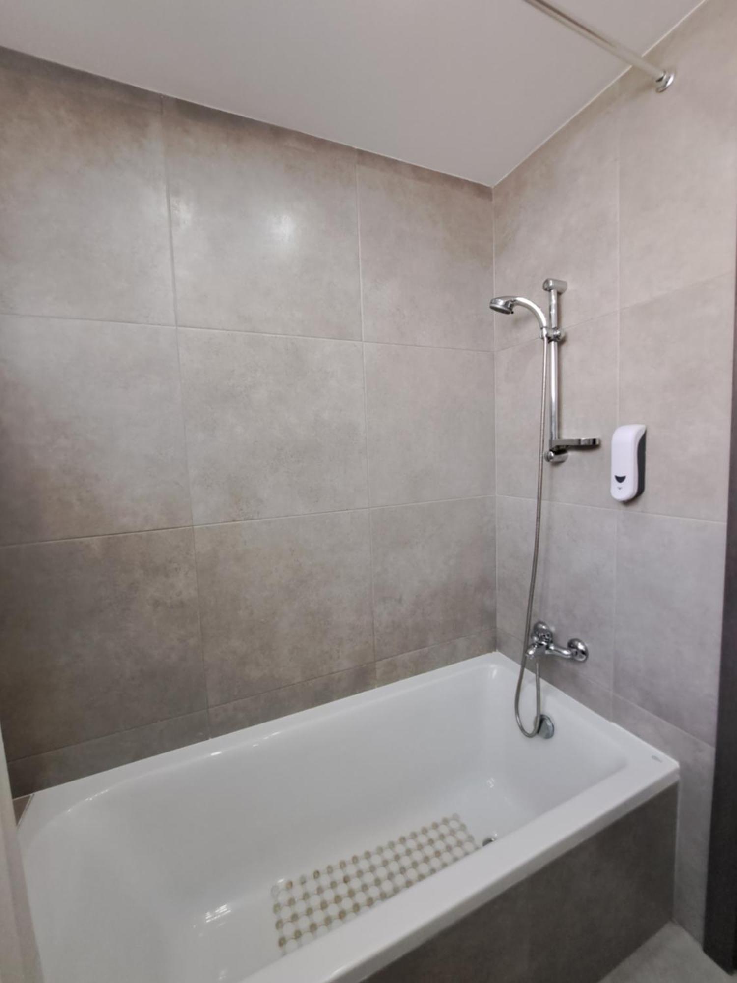 Albert'S Apartment St Lazarus 402 B - First Floor Larnaca Exteriör bild