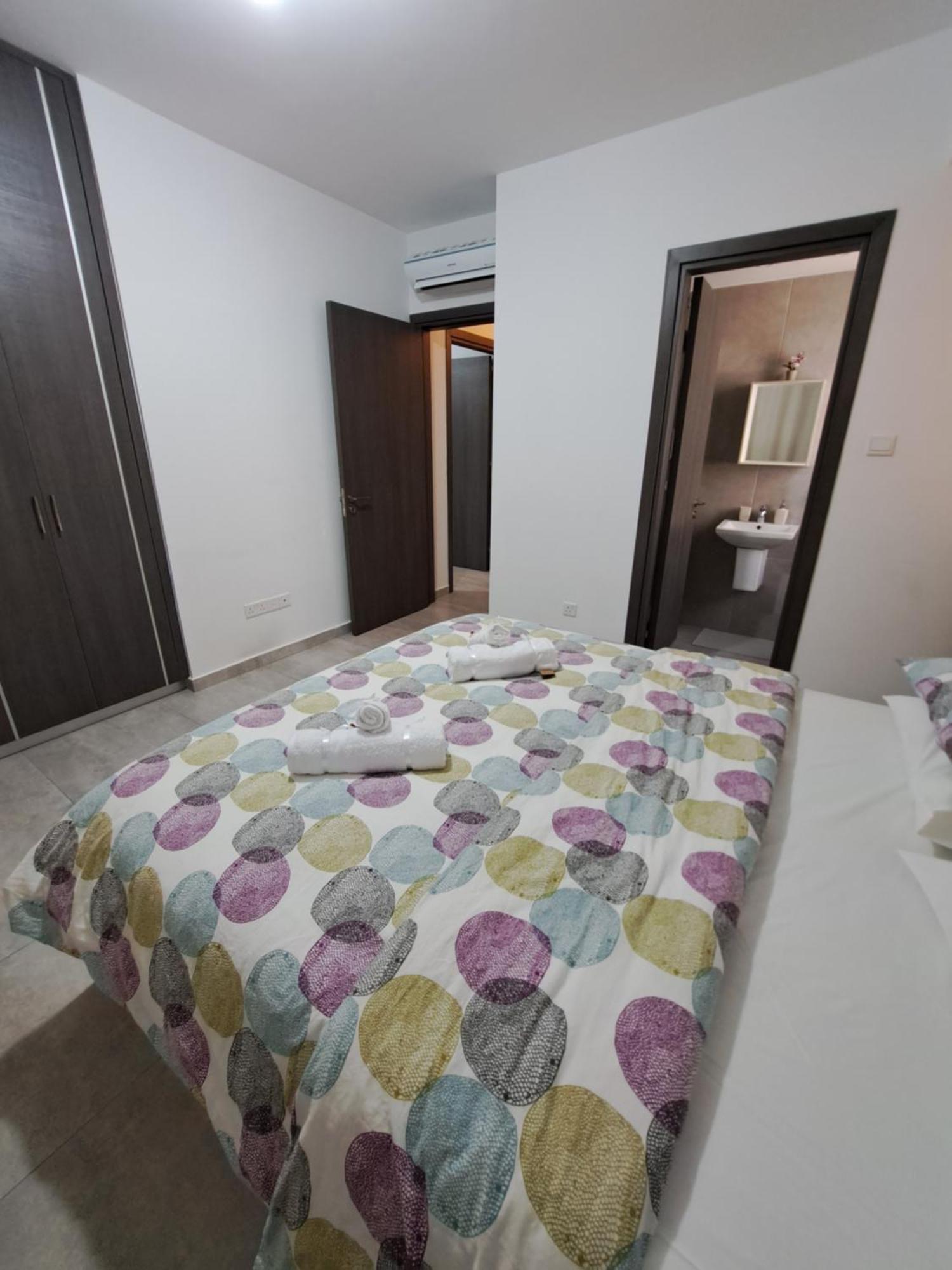 Albert'S Apartment St Lazarus 402 B - First Floor Larnaca Exteriör bild