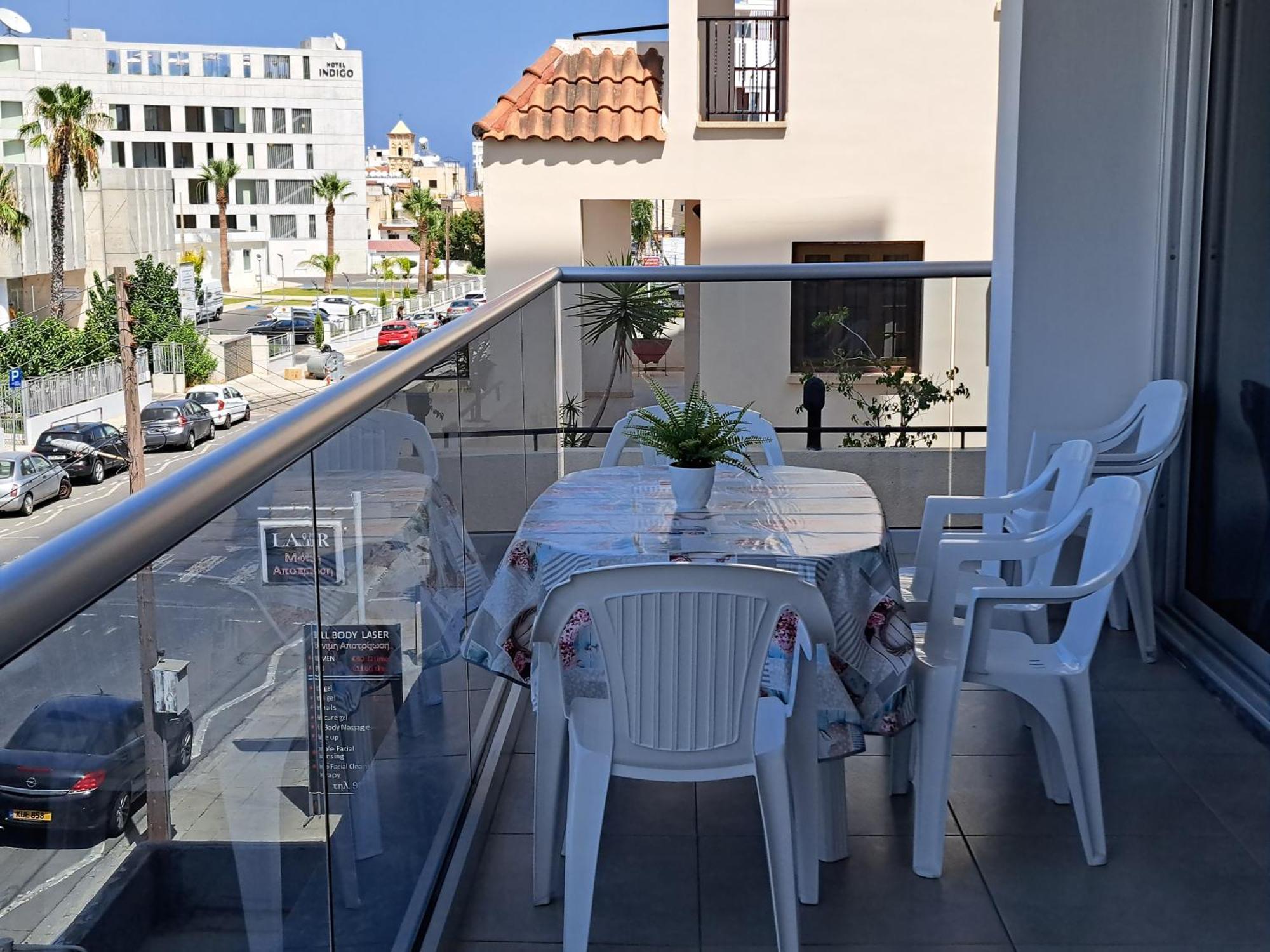 Albert'S Apartment St Lazarus 402 B - First Floor Larnaca Exteriör bild